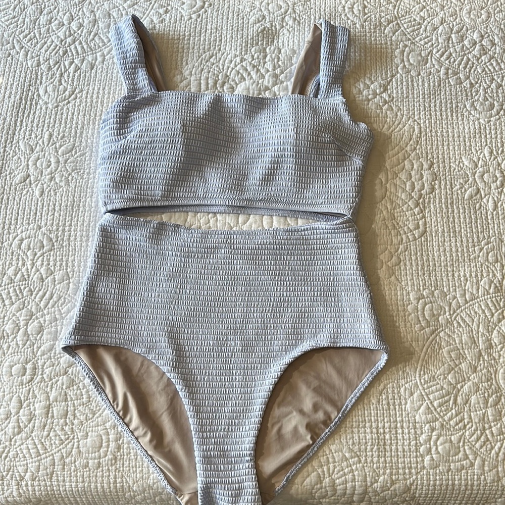 Lululemon swimsuit